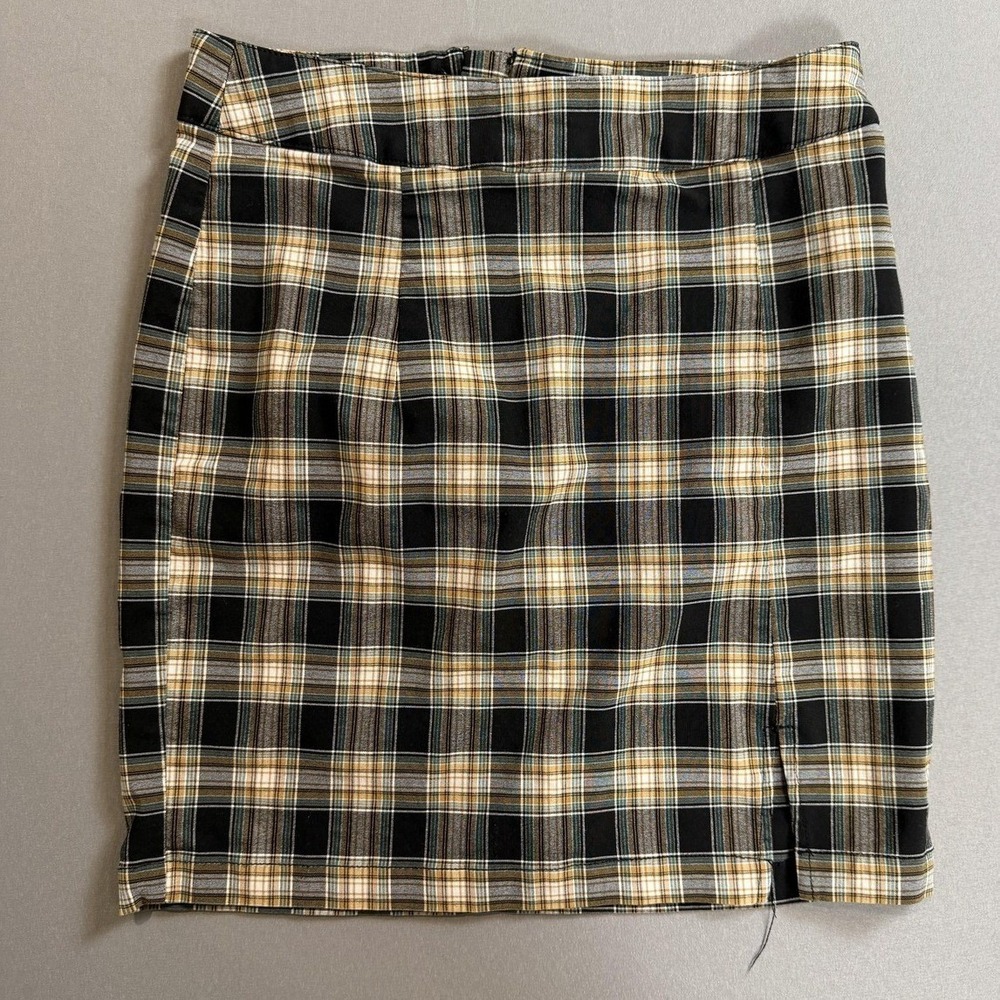 Garage Skirt Womens XS Black Tan Plaid Mini Zip Back Side Slit Casual High Waist